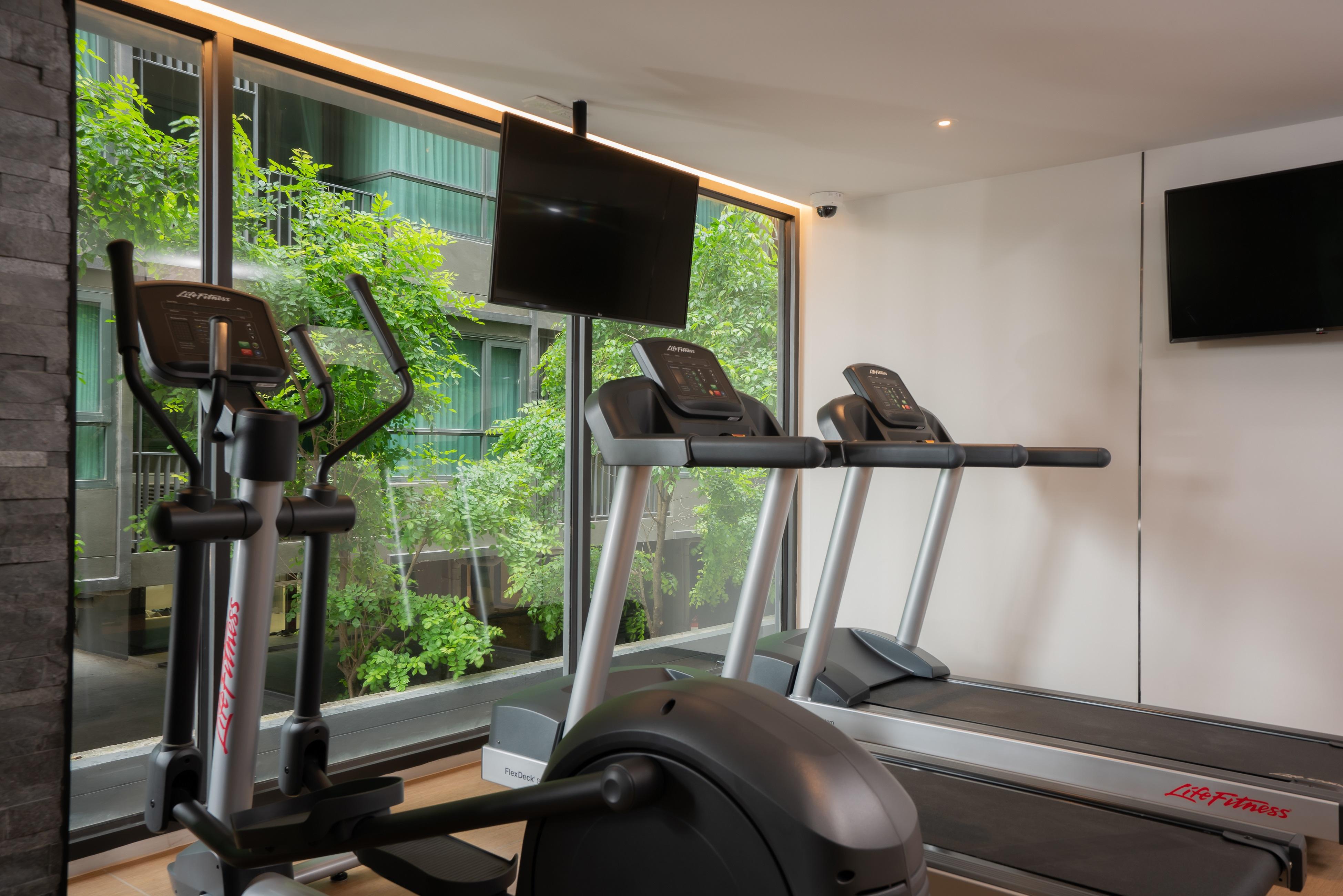 Bayphere Hotel Pattaya Jc 纳仲天 外观 照片 The gym at the hotel